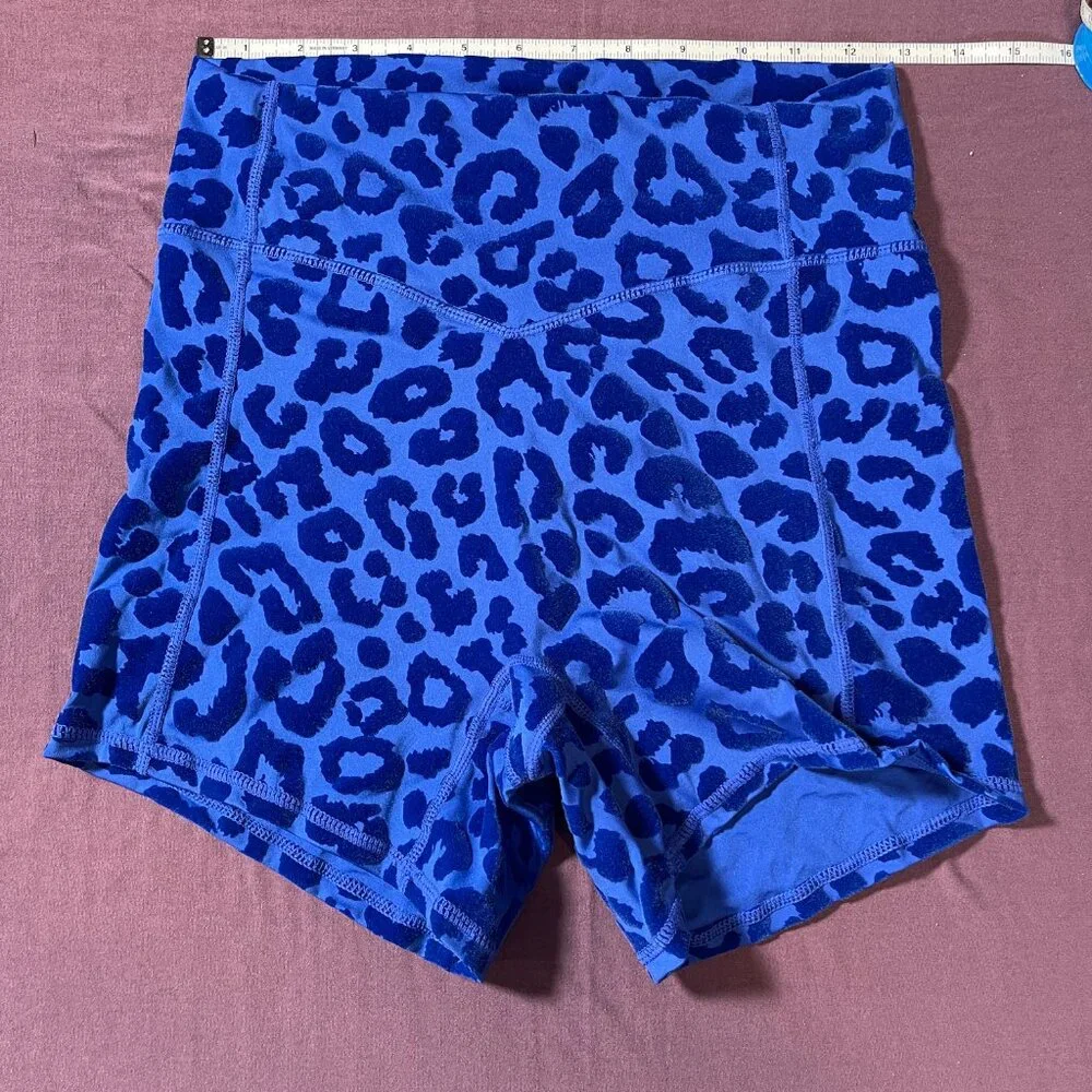 High-Rise Animal Print Performance Shorts - Blue - Picture 2 of 5